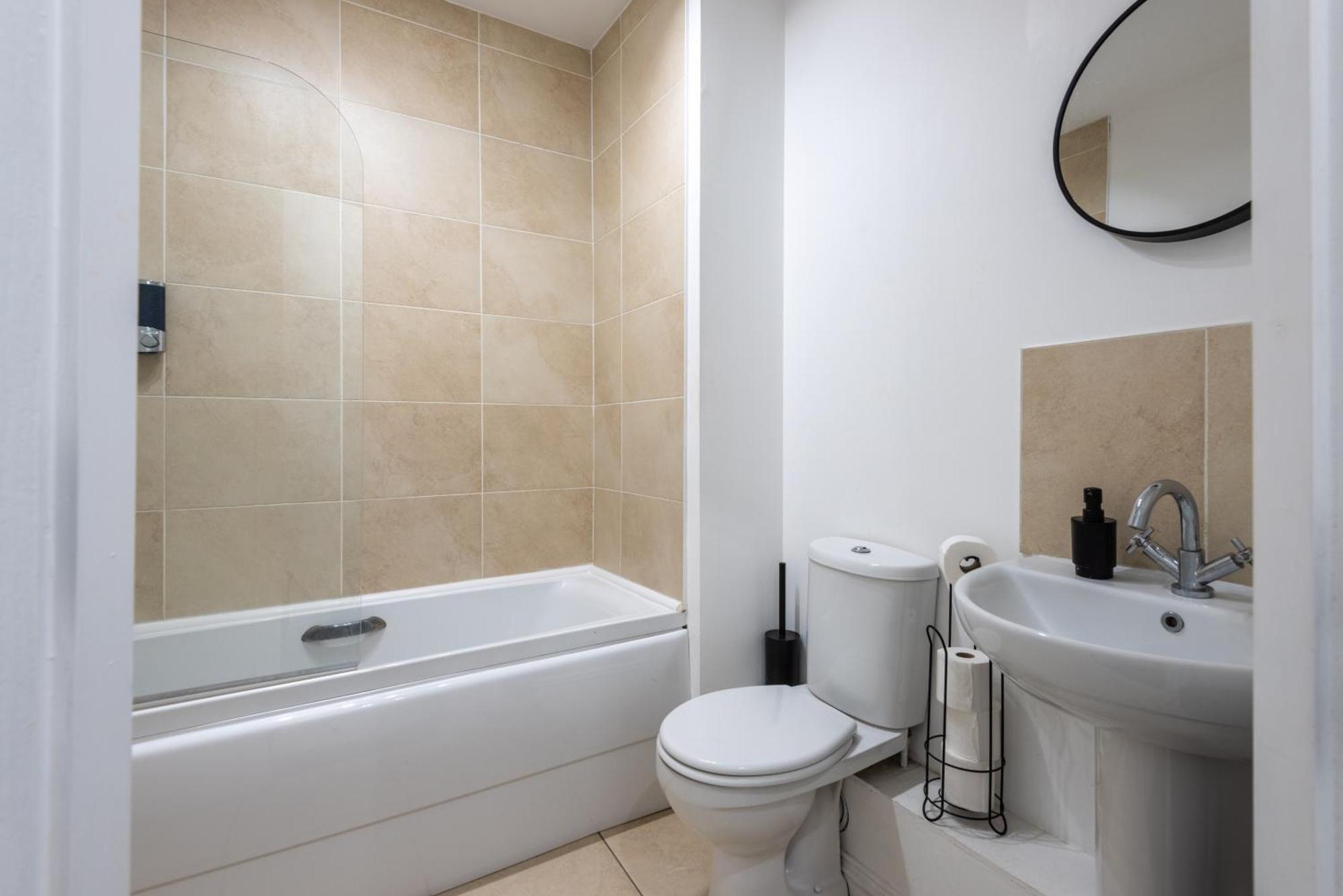Elegant Centre Walk Everywhere Apartment *